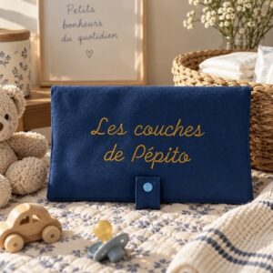 Pochette pour couches et lingettes personnalisée et brodée